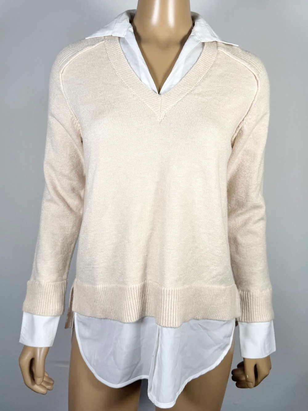Truth by Republic Women’s NWT Size Extra Small XS Layered Sweater Viscose Blend